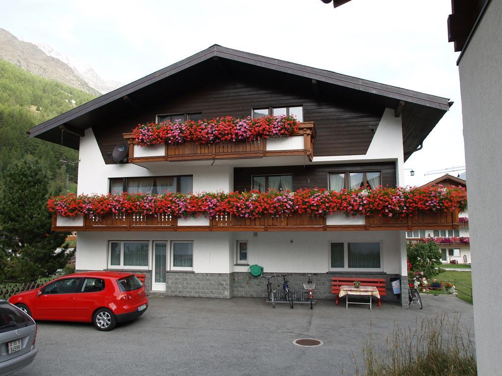Ferienhaus Perle Saas-Grund Room photo